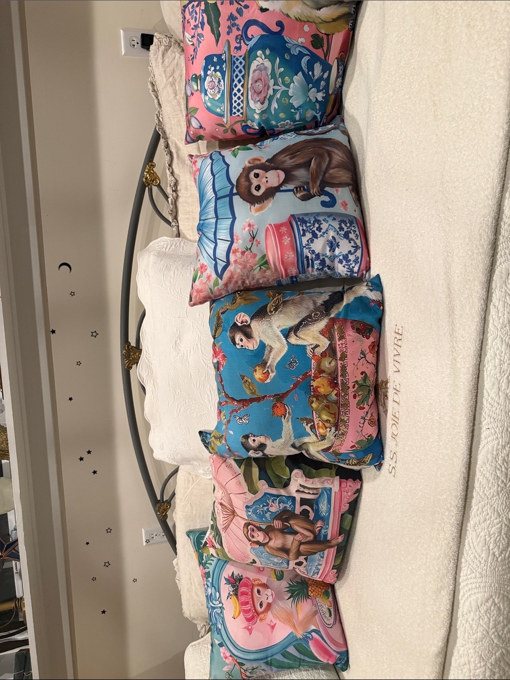 5 monkey pillows